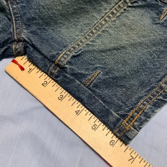 3/$20 Levi’s denim shorts 2T. Elastic adj in waist - Picture 7 of 12